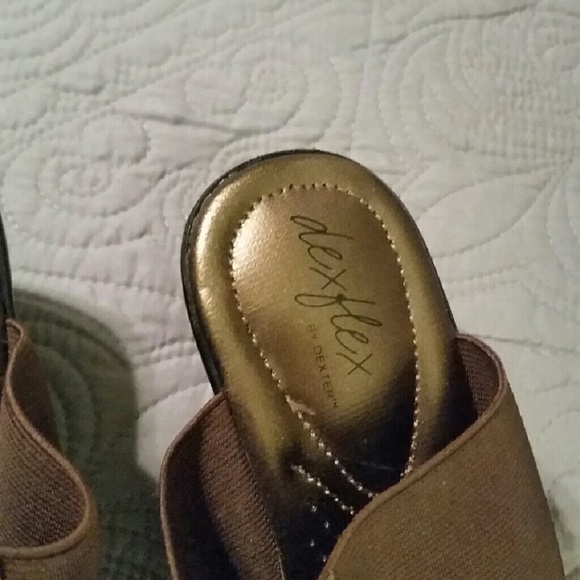 Sandles - Picture 4 of 4