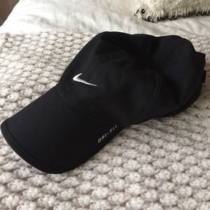 Nike Dri-Fit black hat