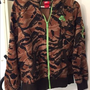 Nike air camo hoodie