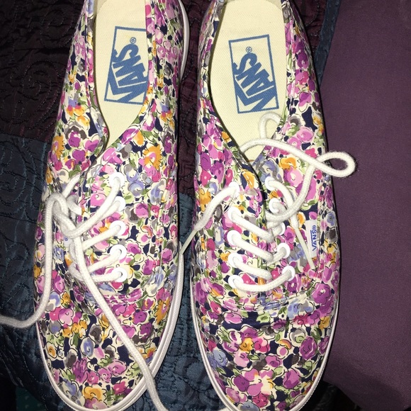 Floral vans