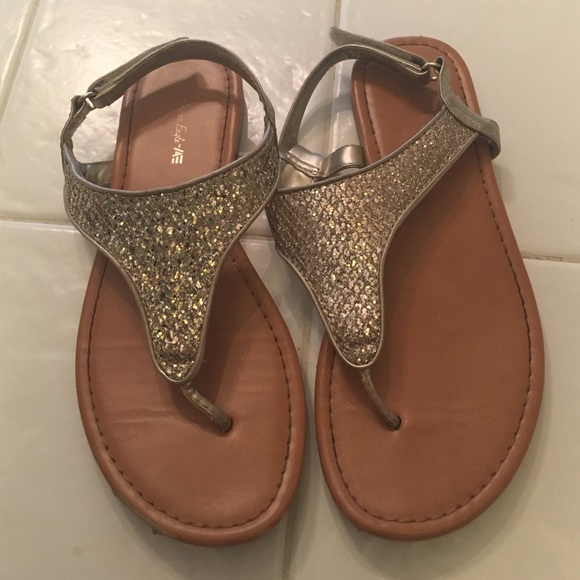 Girls gold t-strap sandal