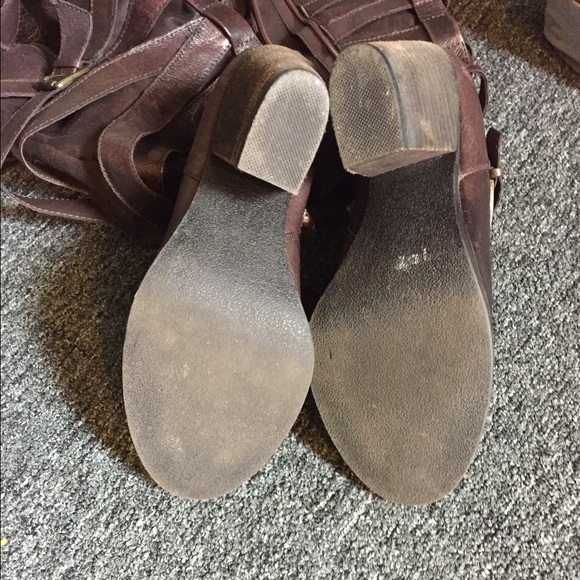 Strapped boots Chocolate color - Picture 4 of 4