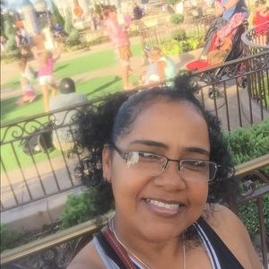 Meet your Posher, Marisol