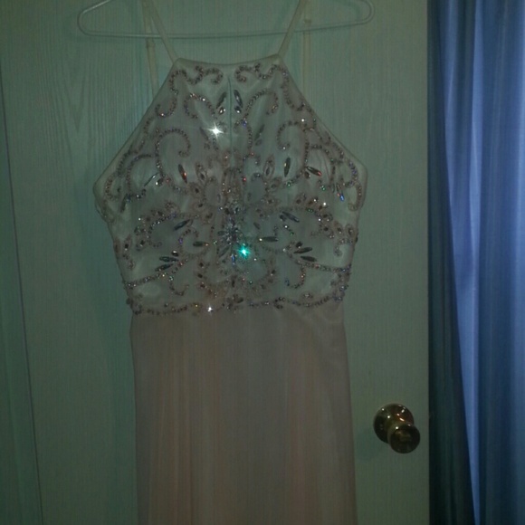 Xscape Dresses & Skirts - Womens light pink with beading prom dress