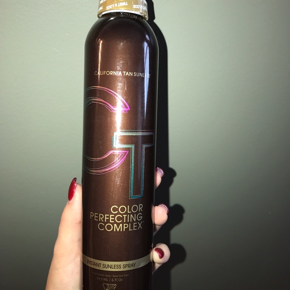 Instant sunless spray