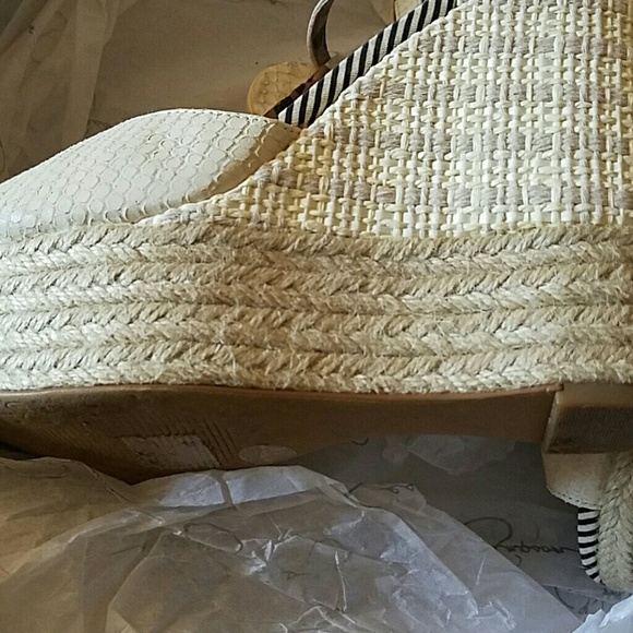 Shoes - Picture 3 of 3