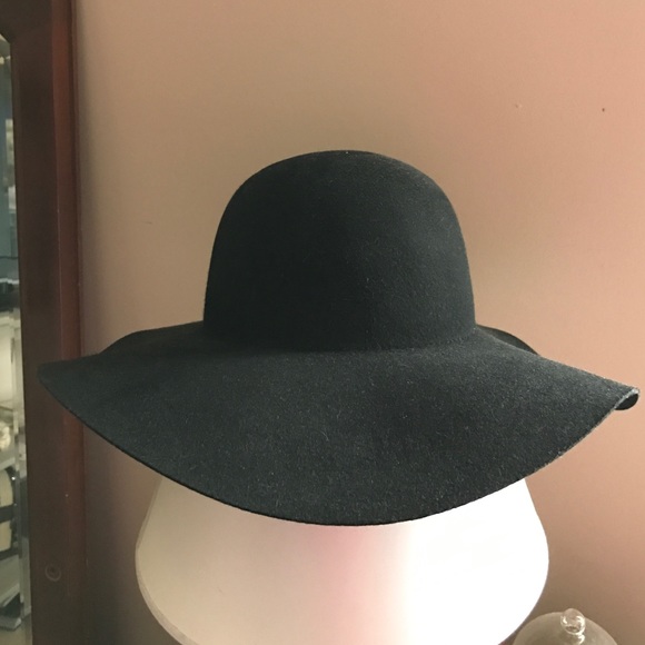 J-Crew black floppy hat