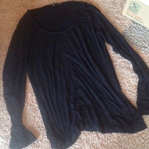Black long sleeved shirt
