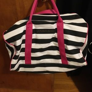 VS black & white stripe, pink trim Duffle Bag!