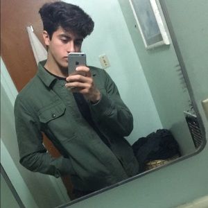 Meet your Posher, Nelson