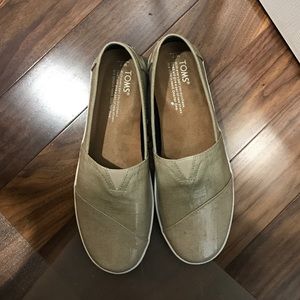 Toms flats