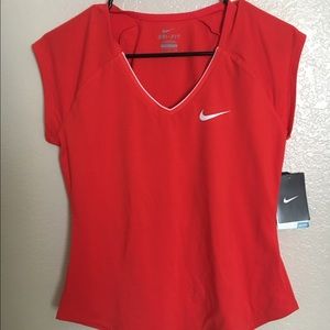 {SOLD} NWT Nike dri fit shirt!