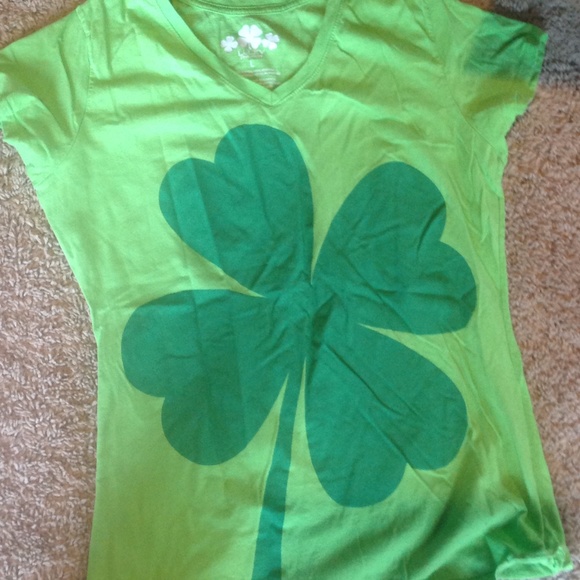 Lucky tee