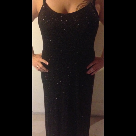 Ronni Nicole formfitting glitter long formal dress