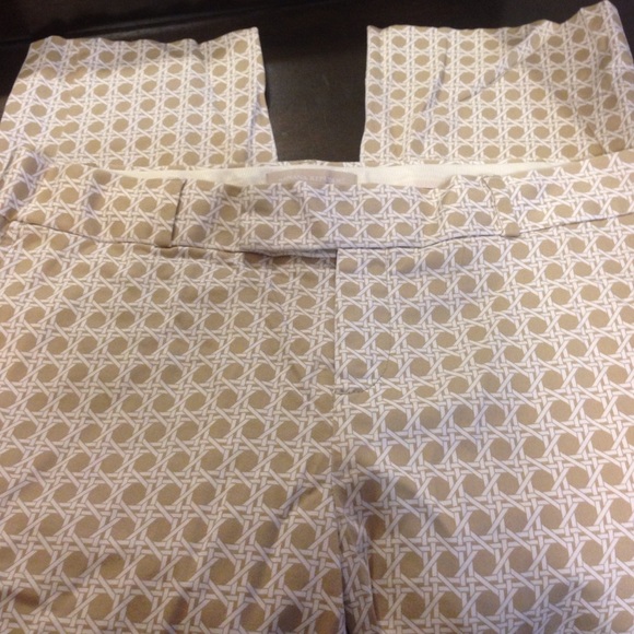 Banana Republic tan/white Patterned Ankle Pants