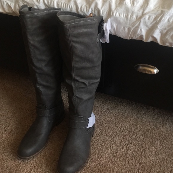 Taupe, Rider Boots. Size 9.5