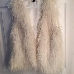 H&M white fur vest