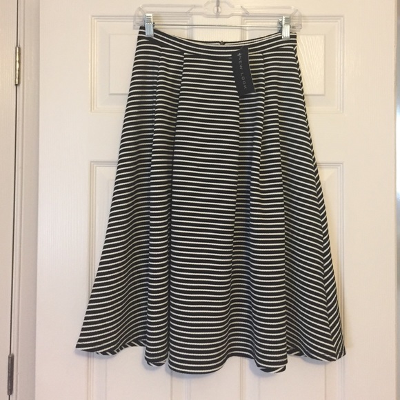 Midi Pleated Striped Skirt