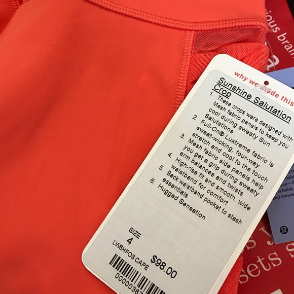 NWT LULULEMON SUNSHINE SALUTATION CROP -- Size 6 - Picture 3 of 4