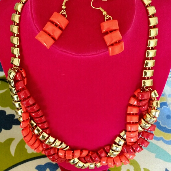 Necklace Set
