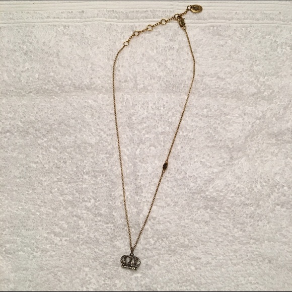 Juicy Couture Crown Necklace 👑