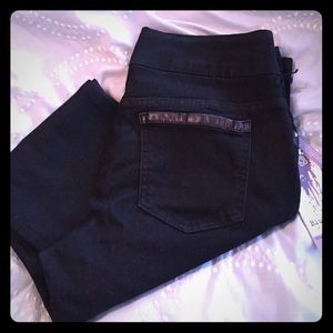 Black slip on skinnies
