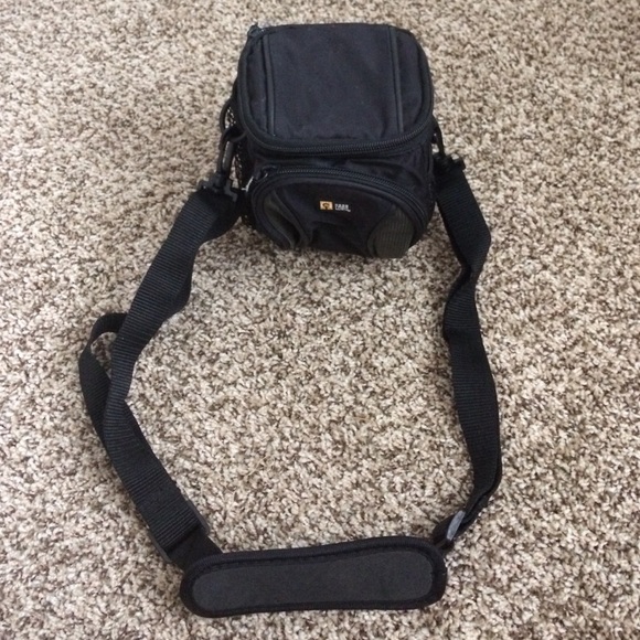 Case logic camera bag holder