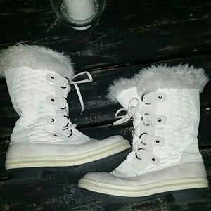 Winter boots