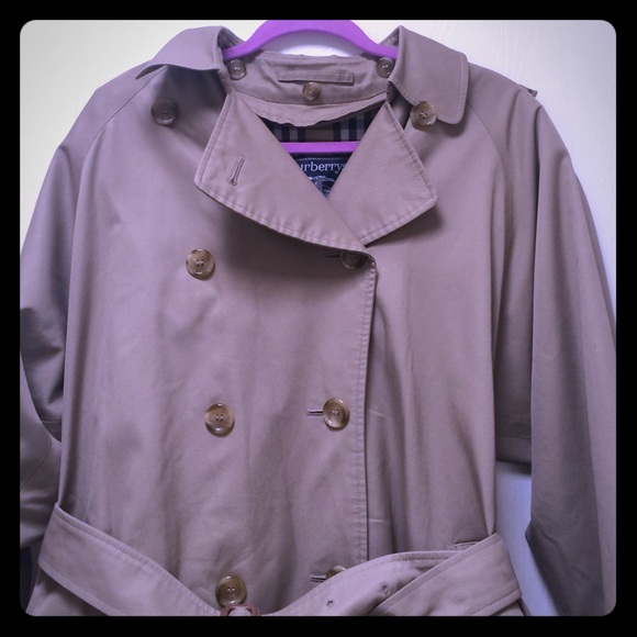 Burberrys classic trench