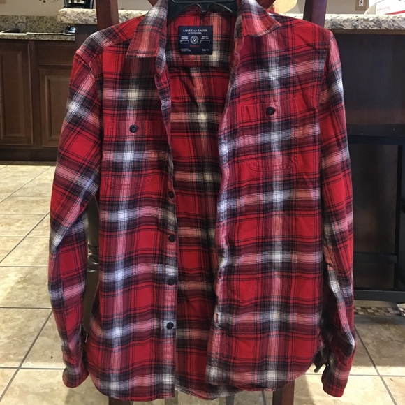 XS American Eagle red, black & white flannel