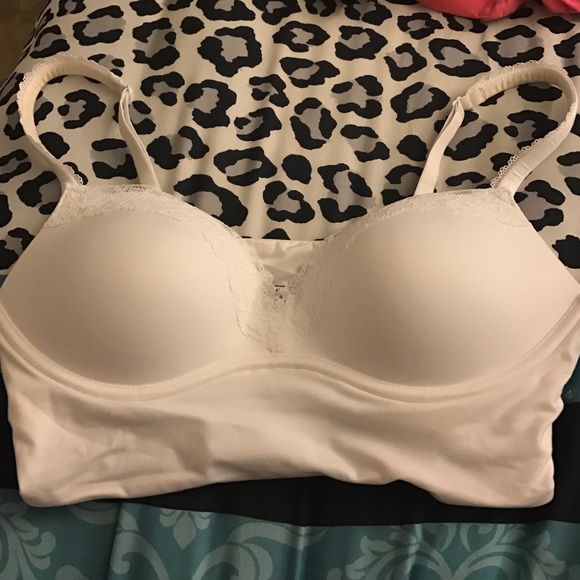 Victoria's Secret Push Up Easy Bra size 34B