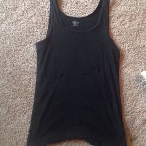Black muscle tank