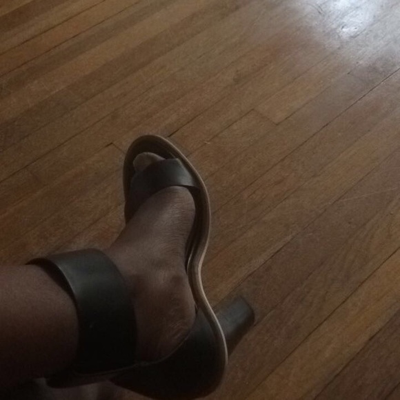 Shoes - Picture 2 of 3