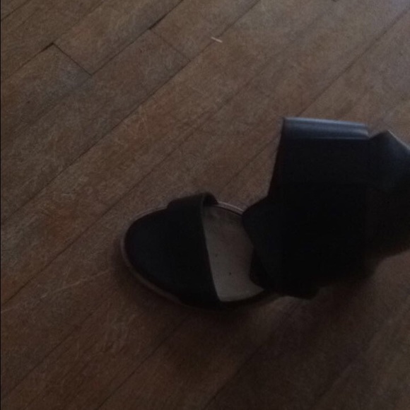 Shoes - Picture 3 of 3