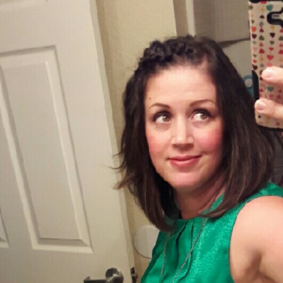 Meet your Posher, Angela - Picture 1 of 1