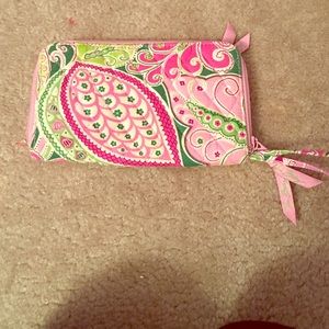 Like new Vera Bradley wristlet