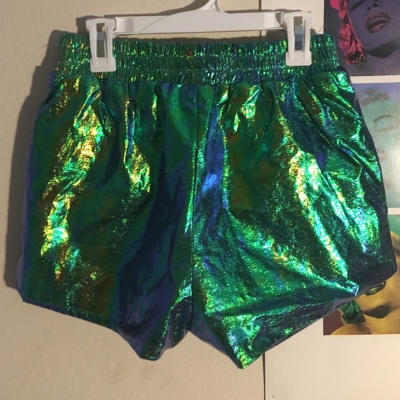 evil twin shorts in emerald - Picture 3 of 3
