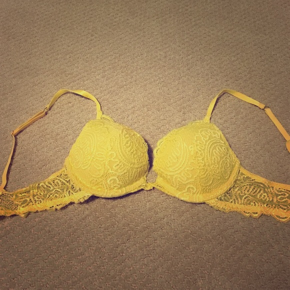 Victoria's Secret Very Sexy Push-up bra