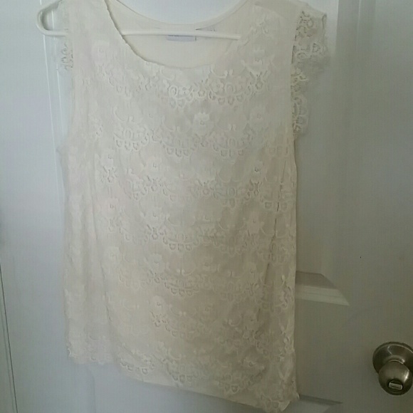 White lace sleeveless top from ny co