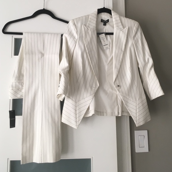Bebe pant suit