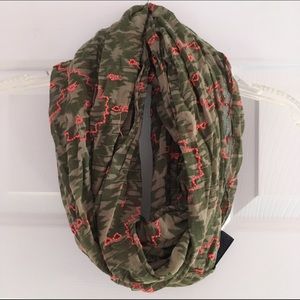 American eagle scarf