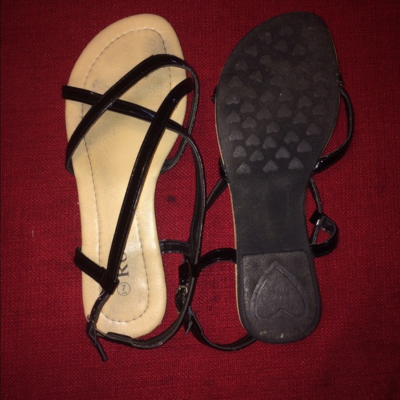 Sandals - Picture 2 of 3