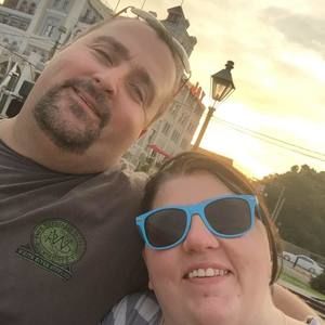 Meet your Posher, Donnielle