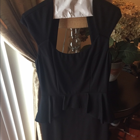 Bebe dress