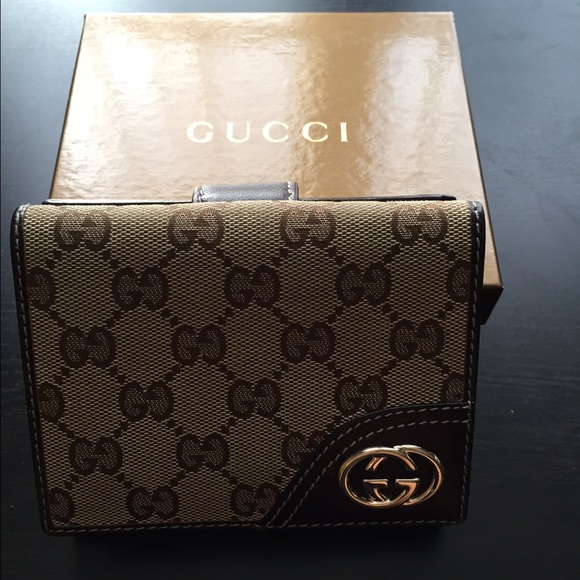 🚫RESERVED🚫Authentic Gucci New Britt wallet