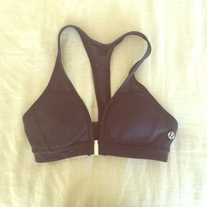 Lululemon sports bra