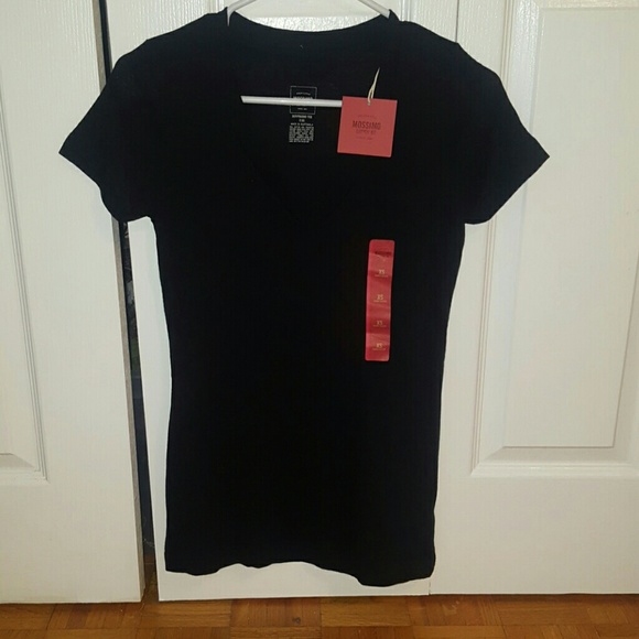 NWT Vneck Mossimo Boyfriend Tee