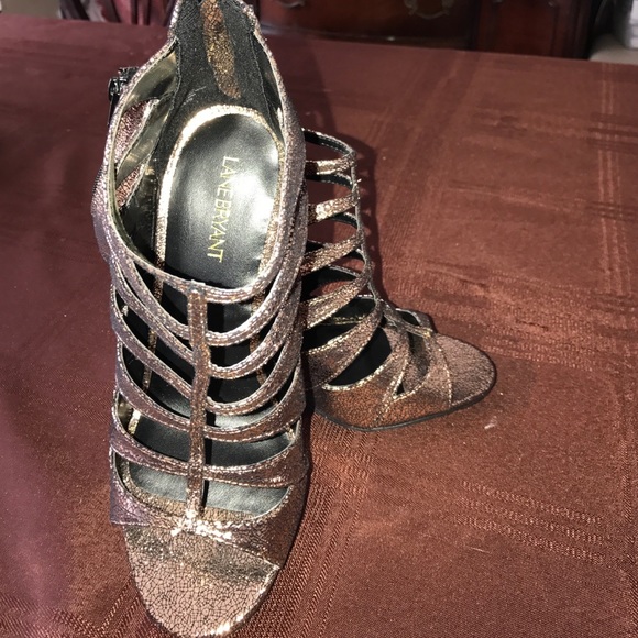 Metallic Gold Pumps