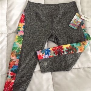 Lularoe Jade Capri Workout pants NWT