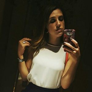 Meet your Posher, Danielle